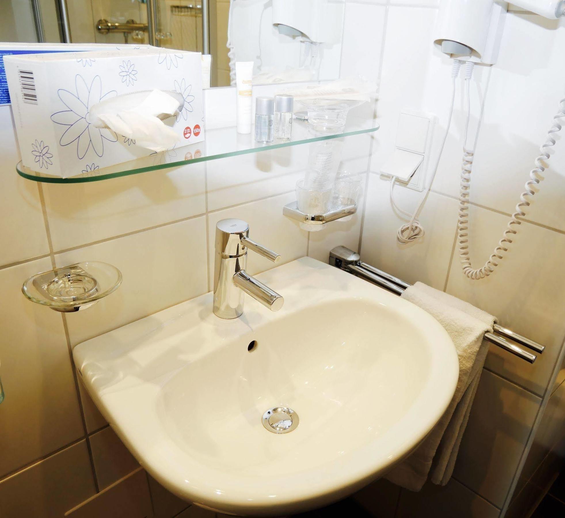 Astenturm Hotel (Adults Only) وينتربرغ المظهر الخارجي الصورة